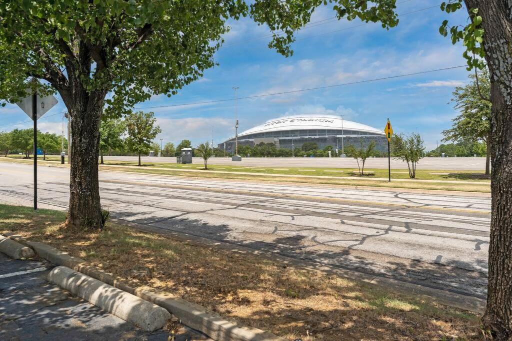Family Friendly 2Bdrm-Walk To At&T/Cowboys Stadium 알링턴 외부 사진