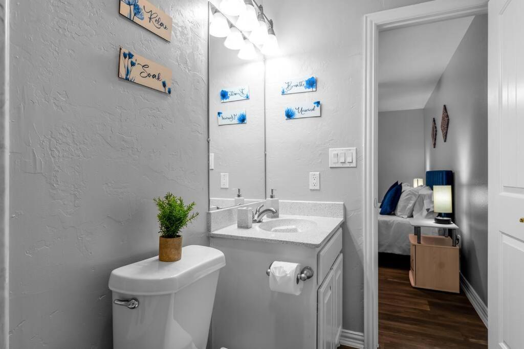Family Friendly 2Bdrm-Walk To At&T/Cowboys Stadium 알링턴 외부 사진